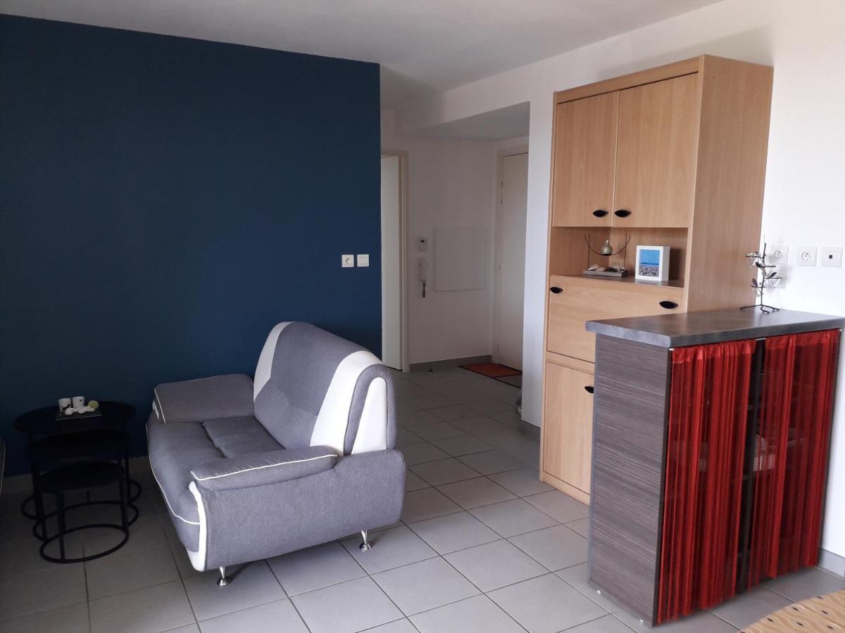 Bel Appartement En Residence Avec Parking Prive Arvert Exterior foto